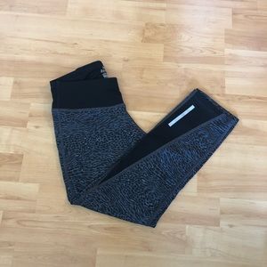 Nike Dri-Fit Gray Leopard Cropped Yoga Pants